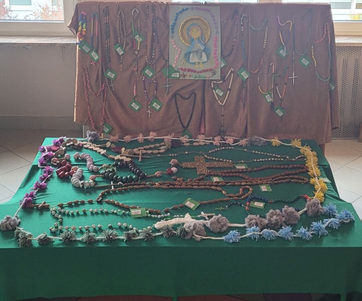 zdjęcie przedstawiające prace konkursowe