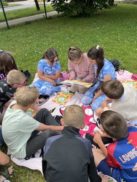 zdjęcie z przebiegu projektu "Nasza mała biblioteka"