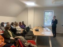 Uczniowie podczas realizacji projektu.