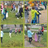 zdjęcie uczniów podczas akcji sprzątania dla Polski