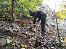 zdjęcie uczniów podczas warsztatów geologicznych