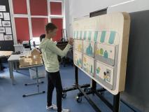 Uczniowie podczas realizacji projektu "Mam energię"