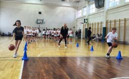 Uczniowie podczas lekcji z Mistrzem