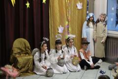 zdjęcie uczniów podczas jasełek