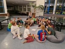 zdjęcie uczniów podczas "Nocy w szkole"