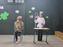 Uczniowie podczas realizacji projektu.