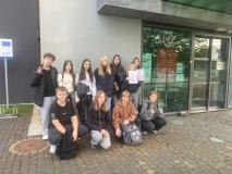 Uczniowie podczas realizacji projektu.