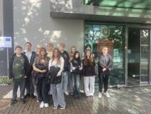 Uczniowie podczas realizacji projektu.