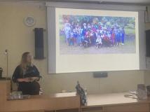 Uczniowie podczas realizacji projektu.