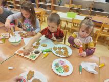 ŚWIĄTECZNE PRZYGOTOWANIA U PRZEDSZKOLAKÓW