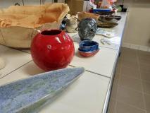 Prace uczniów z pracowni ceramicznej